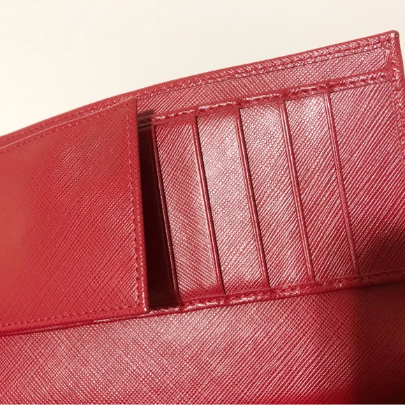 Authentic Salvatore Ferragamo Red Colour Leather Long Wallet Purse - Picture 14 of 15